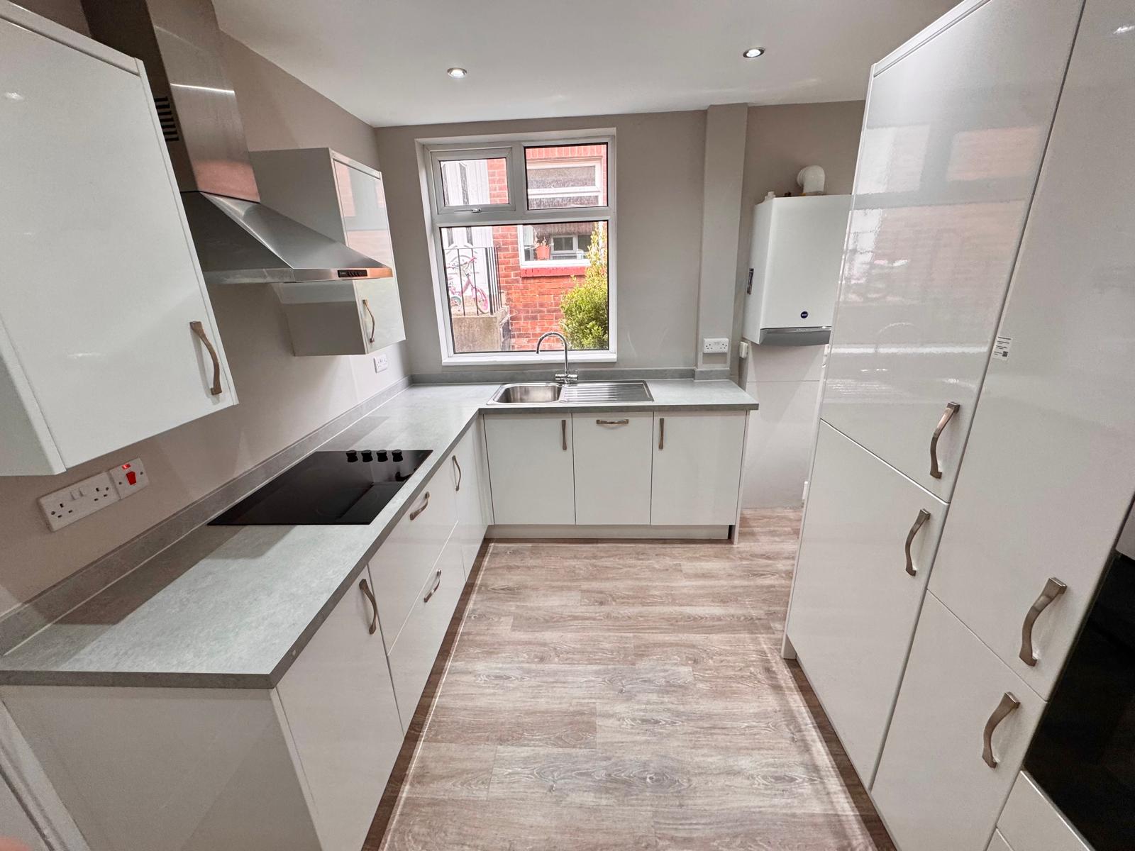 Flat Birchwood Avenue in Newcastle upon Tyne