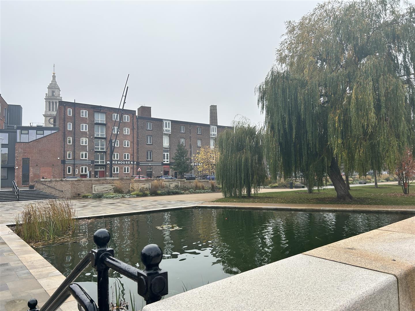 Flat Lowgate in Hull