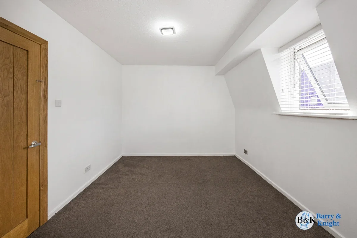 House Sarum Terrace in Greater London