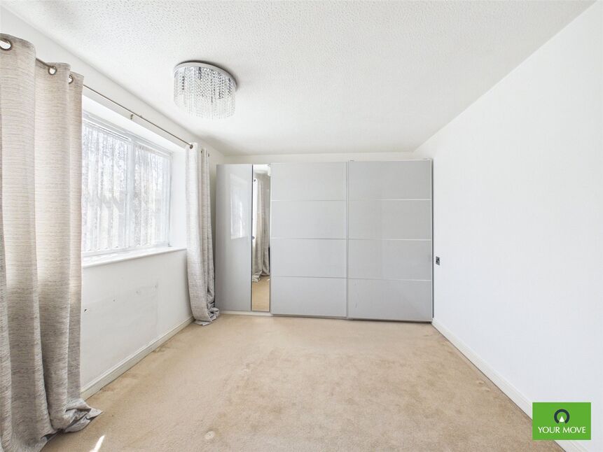 Flat Bancroft Chase in London