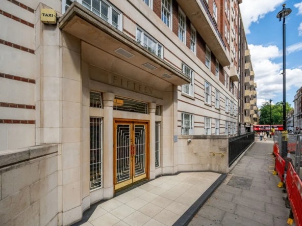 Flat Portman Square in City of Westminster