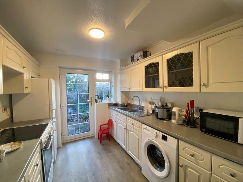 House Delara Way in Woking