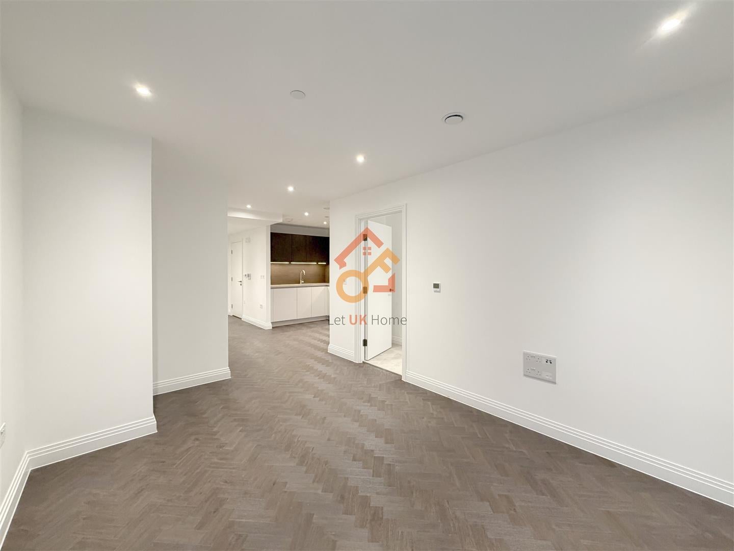 Flat Eden Place in Oxted