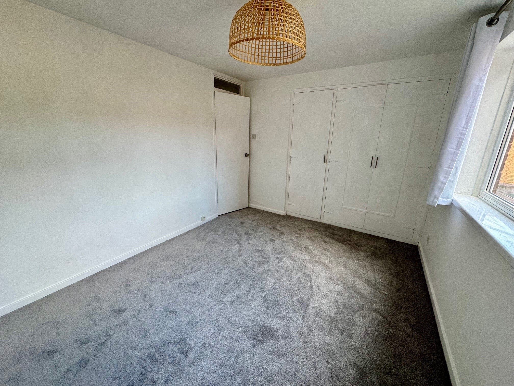 Flat Frensham Way in Birmingham