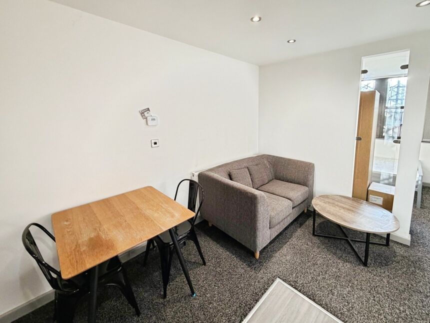 Flat Blackwall in Calderdale