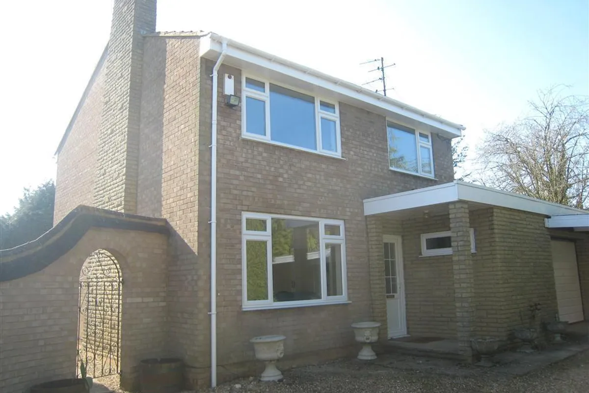 House Towcester Road in Old Stratford