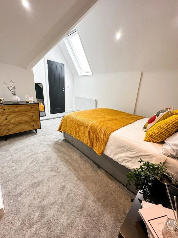 Room Arran Road in Greater London