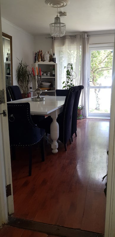 Room Stable Walk in Greater London