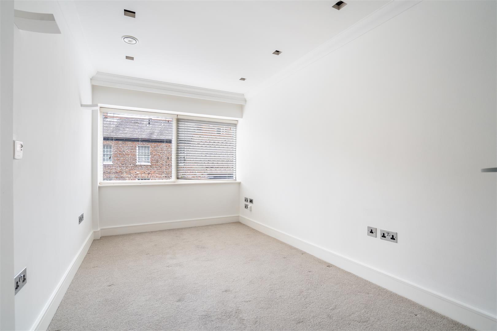 Flat St Saviourgate in York