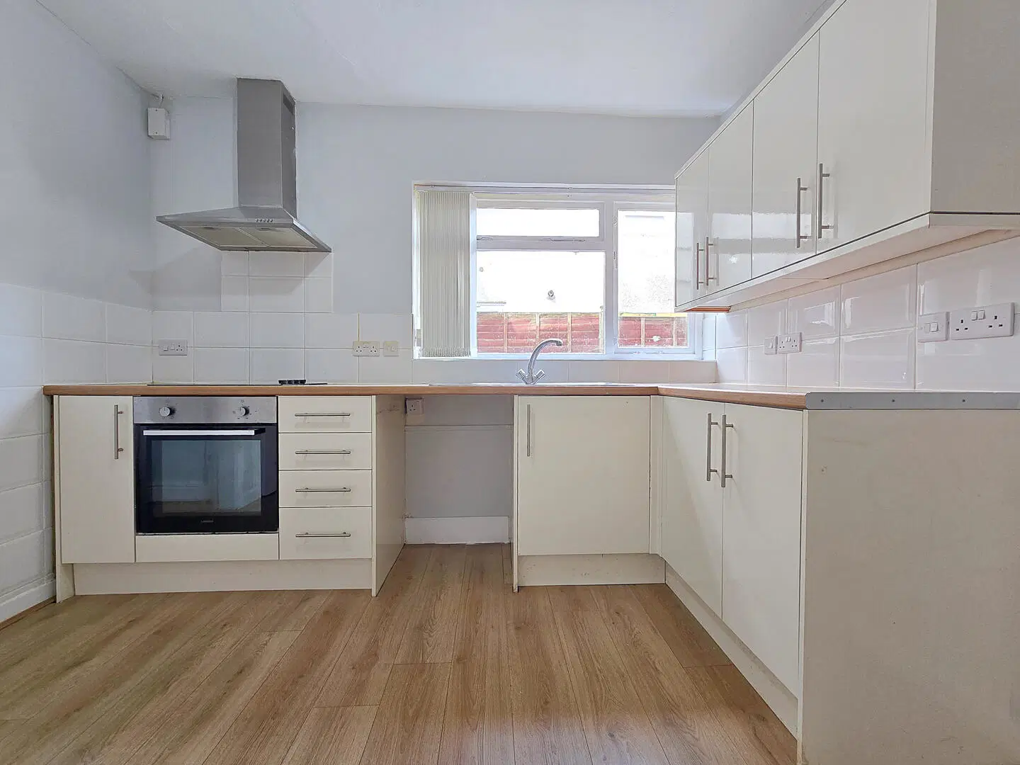 Flat Kimberley Road in Rugby