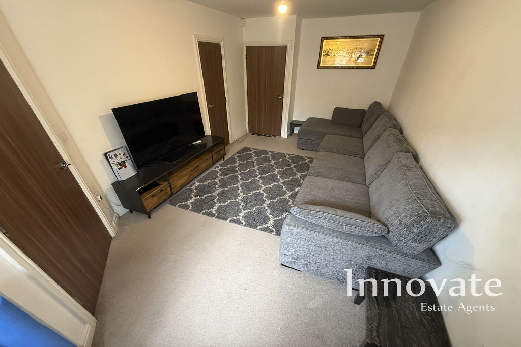 House Silverlight Grove in Sandwell