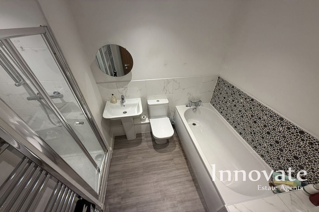 House Silverlight Grove in Sandwell