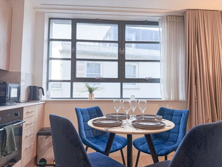 Flat Frampton Street in City of Westminster