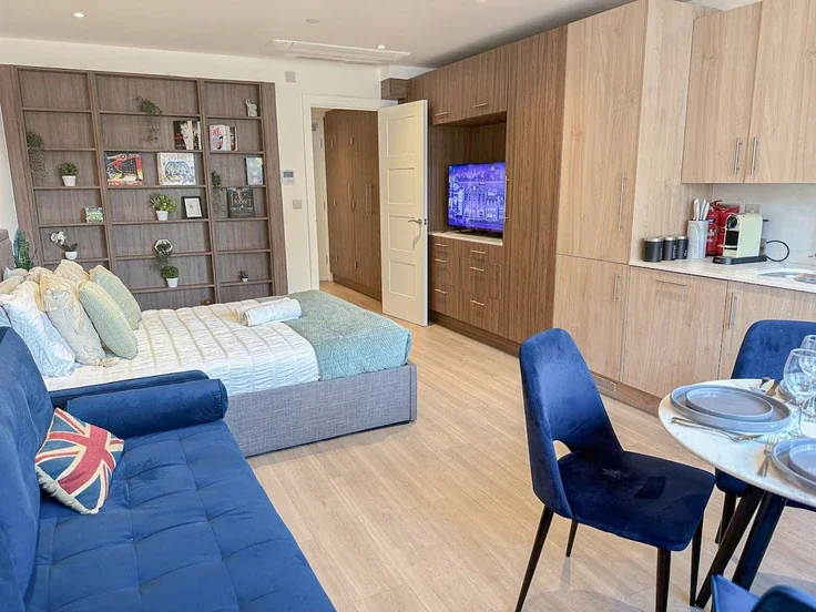 Flat Frampton Street in City of Westminster