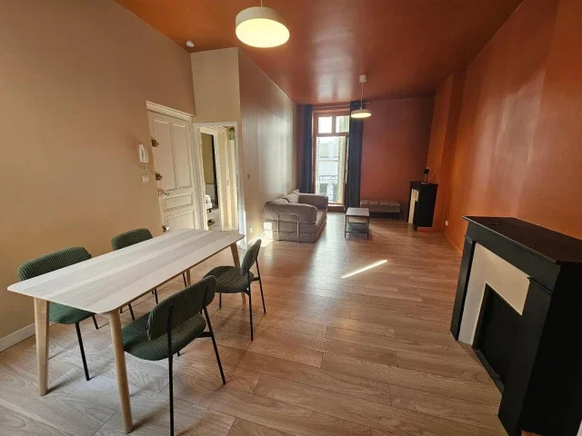 Flat Rue Saint-Martin in Terranjou