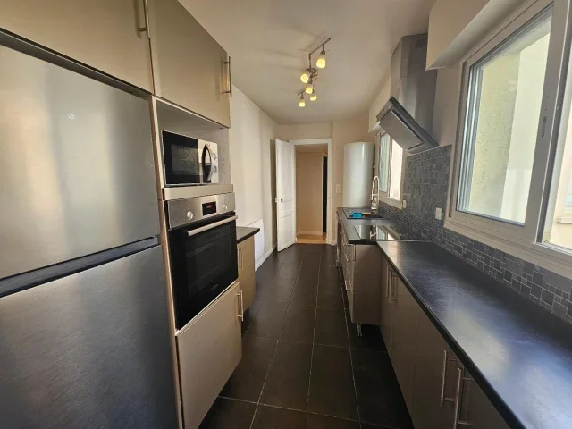 Flat Rue Saint-Martin in Terranjou