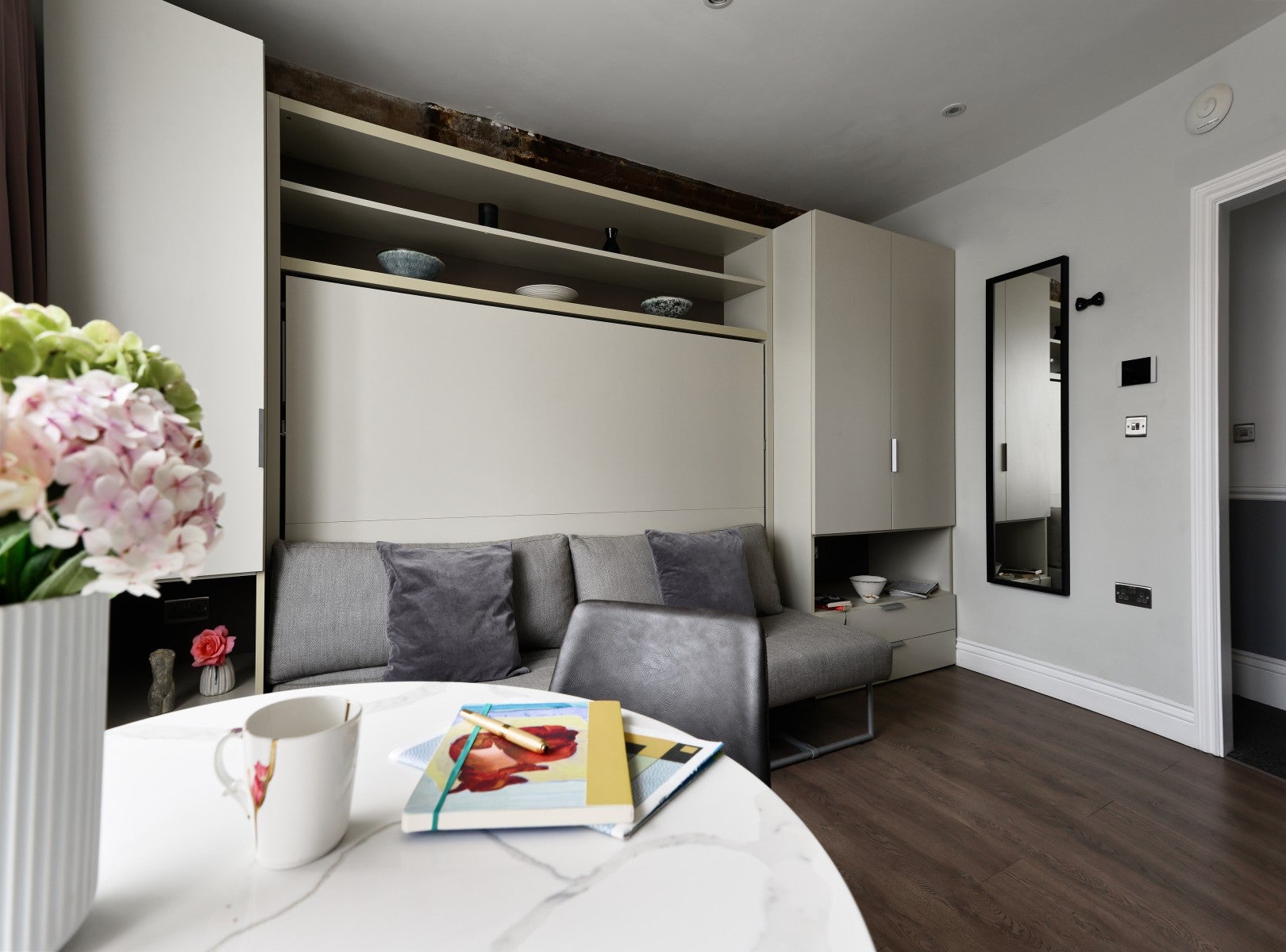 Flat Nottingham Place in London