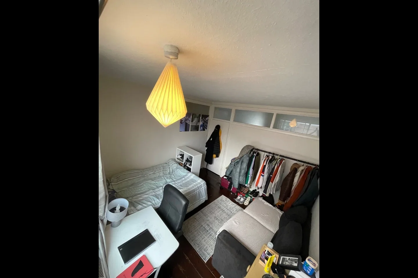 Room St. Pauls Avenue in Greater London