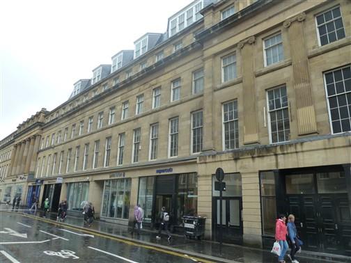 Flat St James' Boulevard in Newcastle upon Tyne