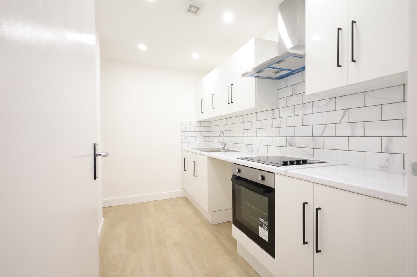 Flat Cortis Road in Greater London