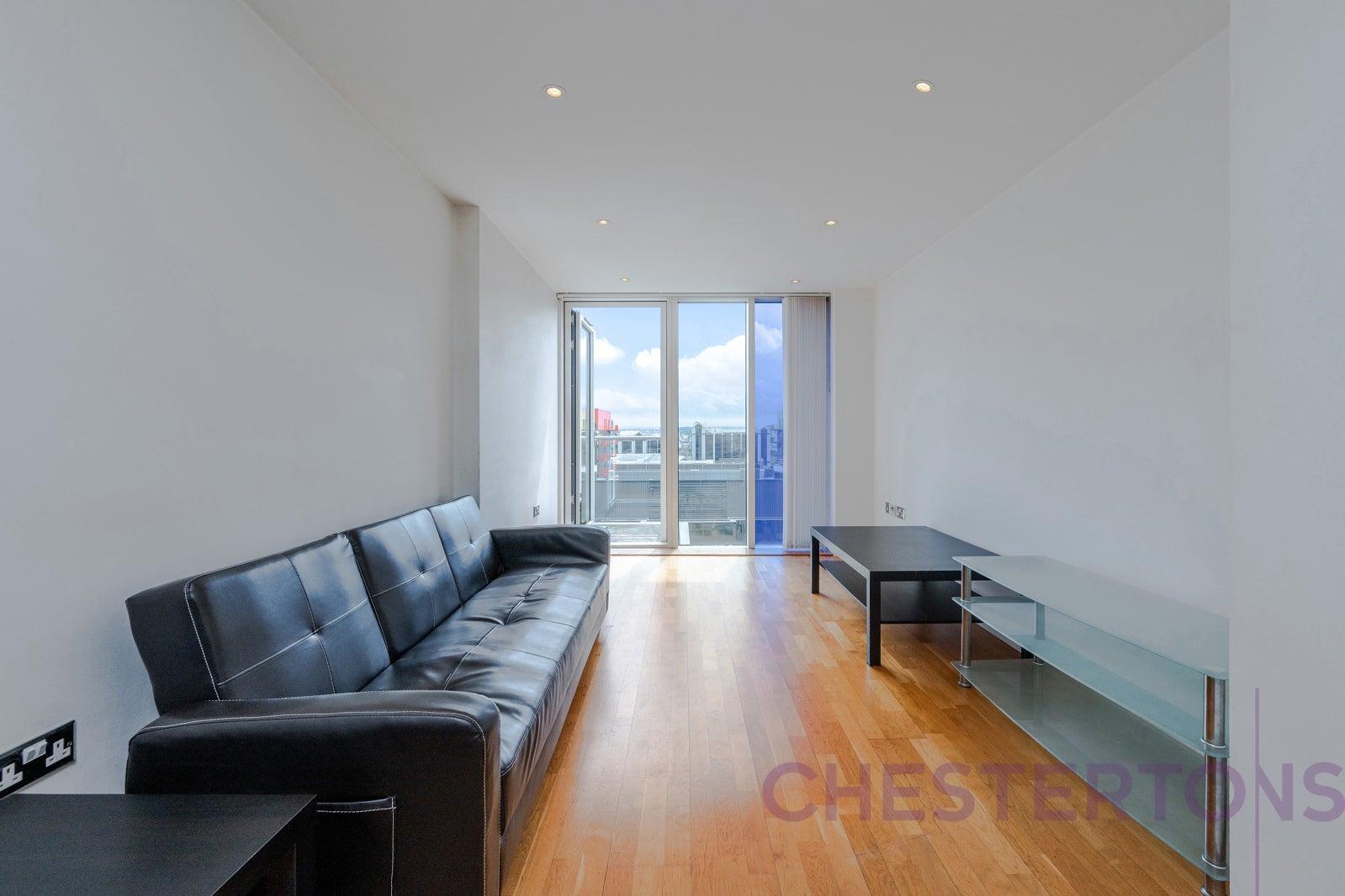 Flat Millharbour in Greater London