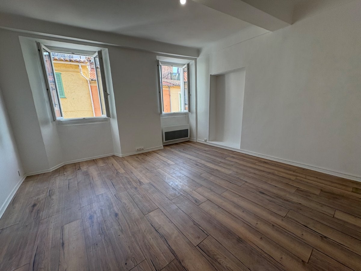 Appartement Rue Desjobert à Saint-Laurent-du-Var