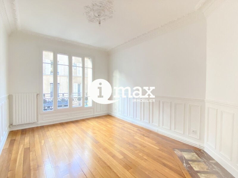 Flat Rue du Calvaire in Suresnes