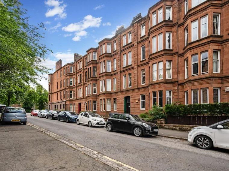 Flat Carlibar Road in Barrhead