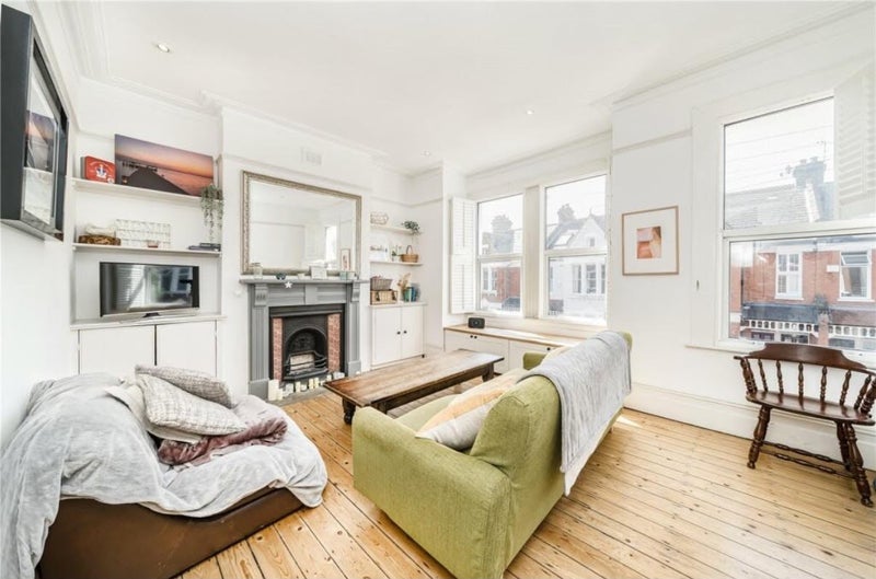 Room Dagnan Road in Greater London