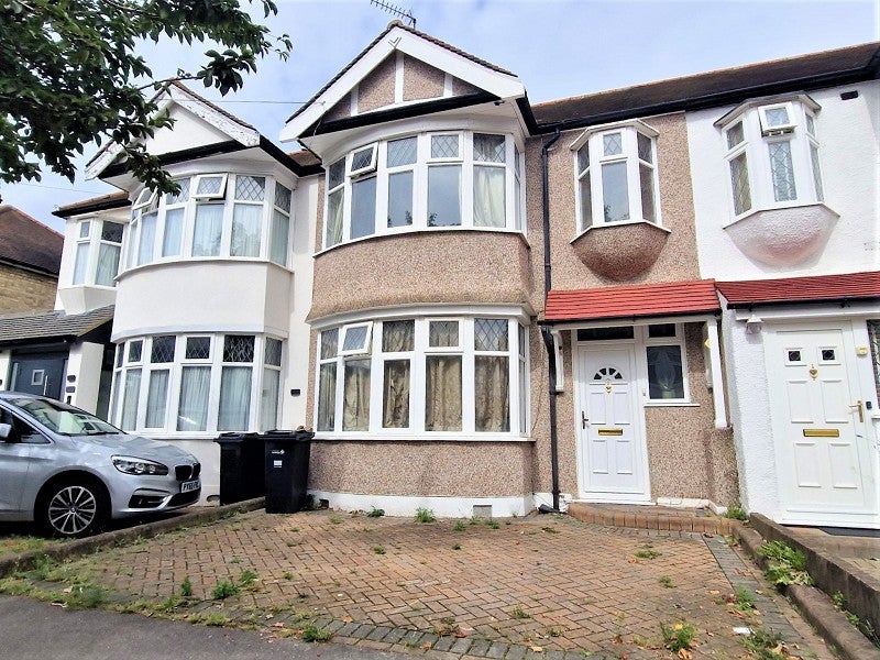 House Fairlop Road in Greater London