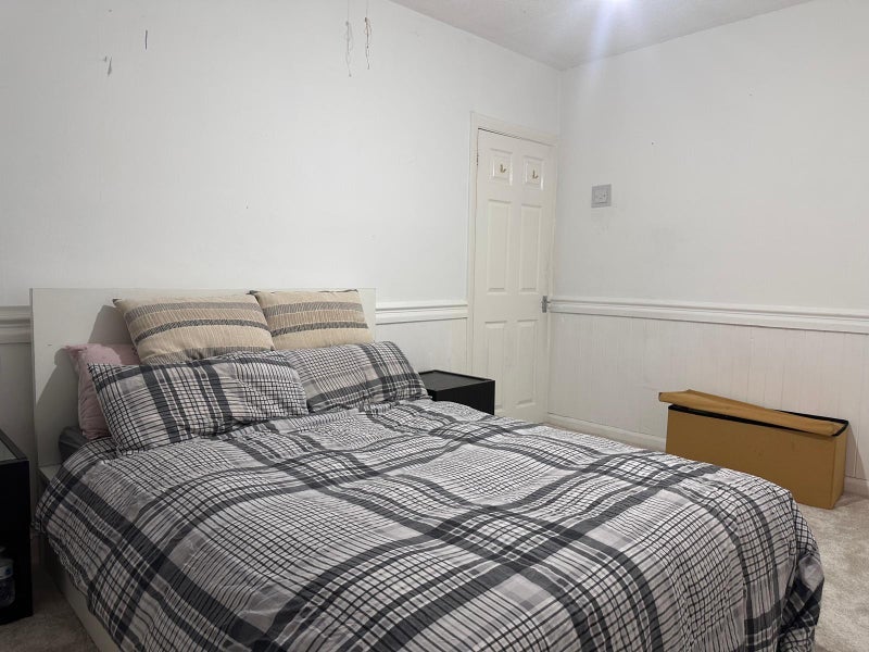 Room Bexley Road in Birmingham