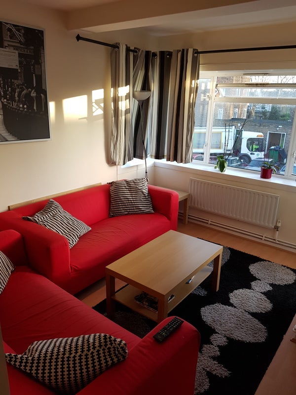Room Gap Road in Greater London