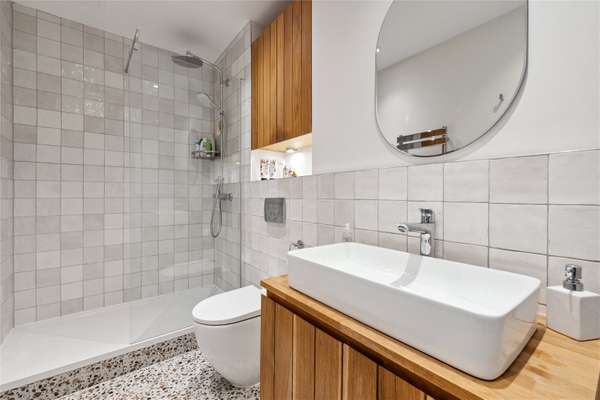 Flat Alexandra Road in Greater London