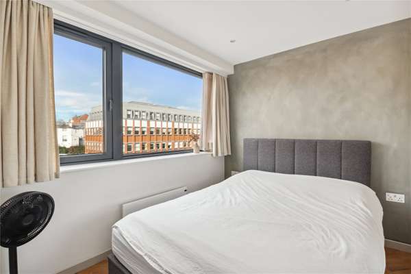 Flat Alexandra Road in Greater London