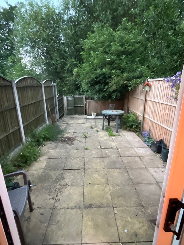 Room Firecrest Way in Nottingham