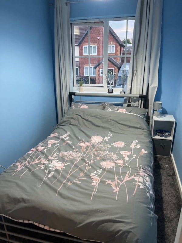 Room Firecrest Way in Nottingham