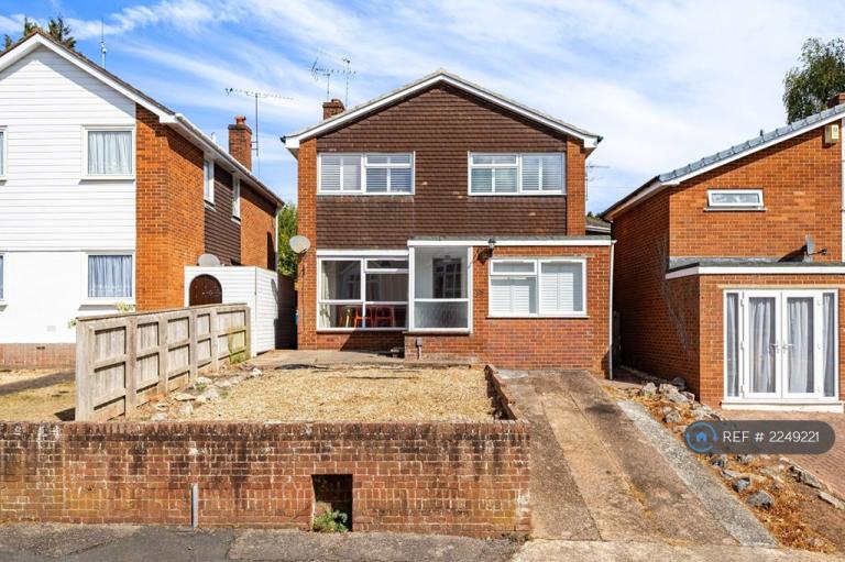 House Edgerton Park Road in Exeter