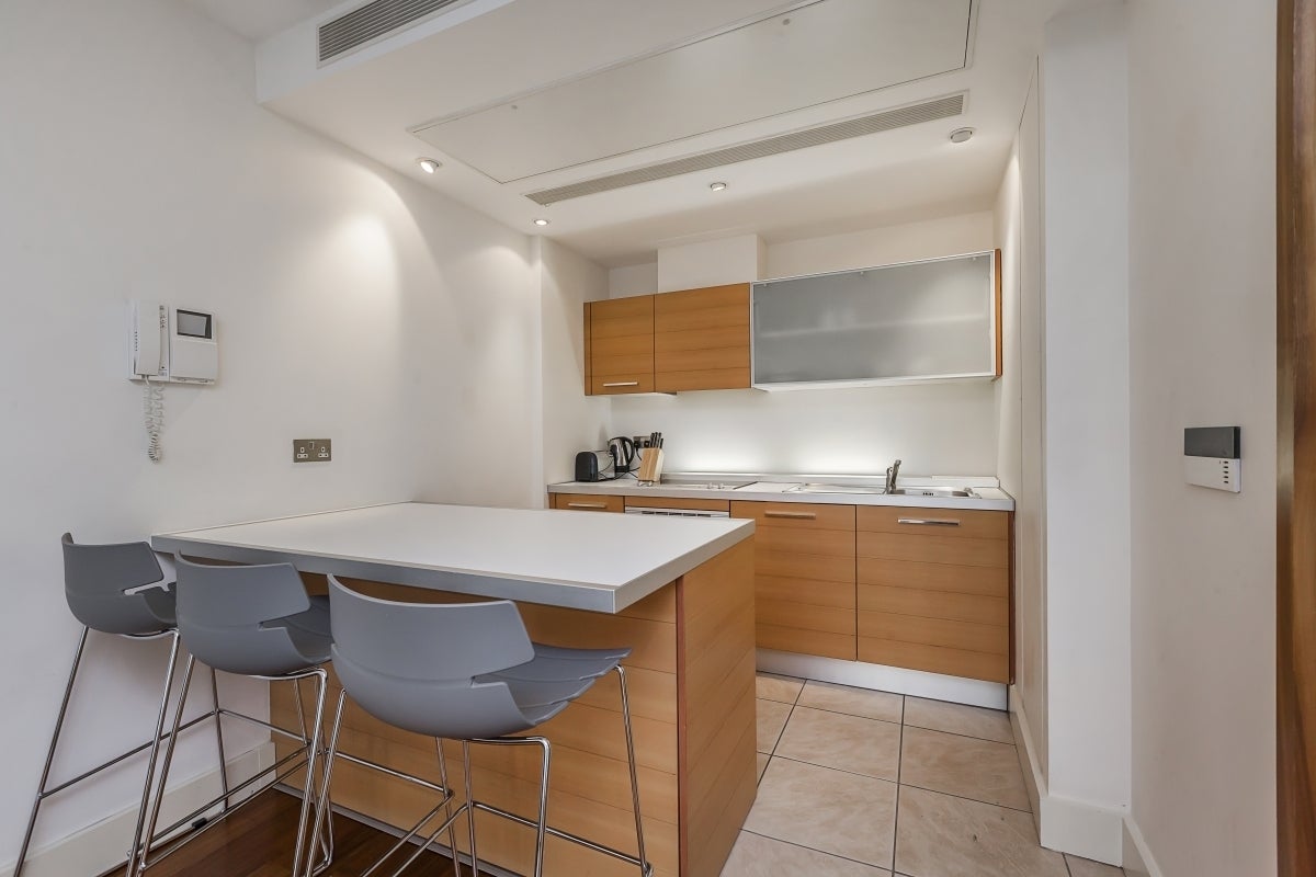 Flat Praed Street in City of Westminster