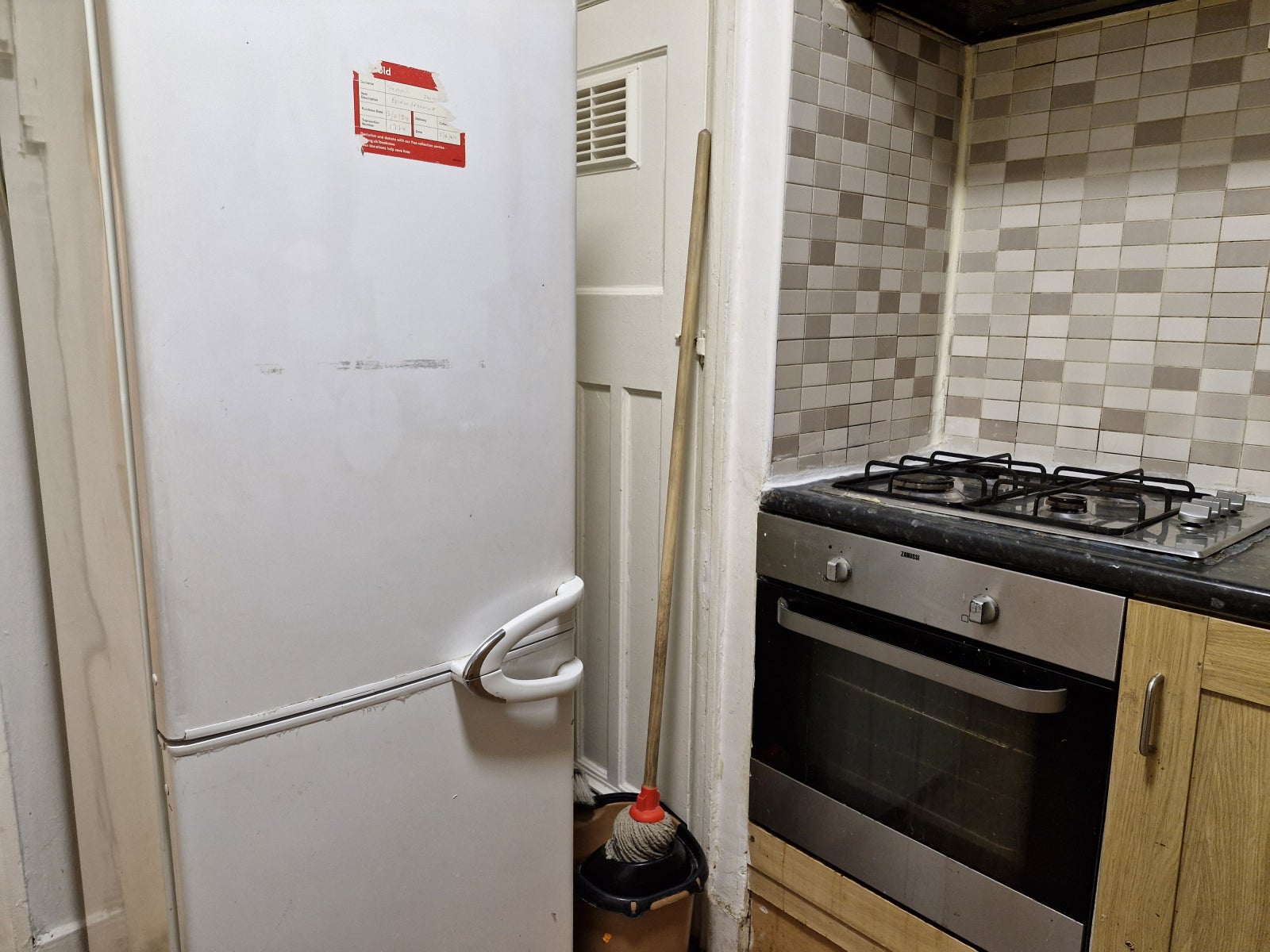 Flat Kingsbury Road in London