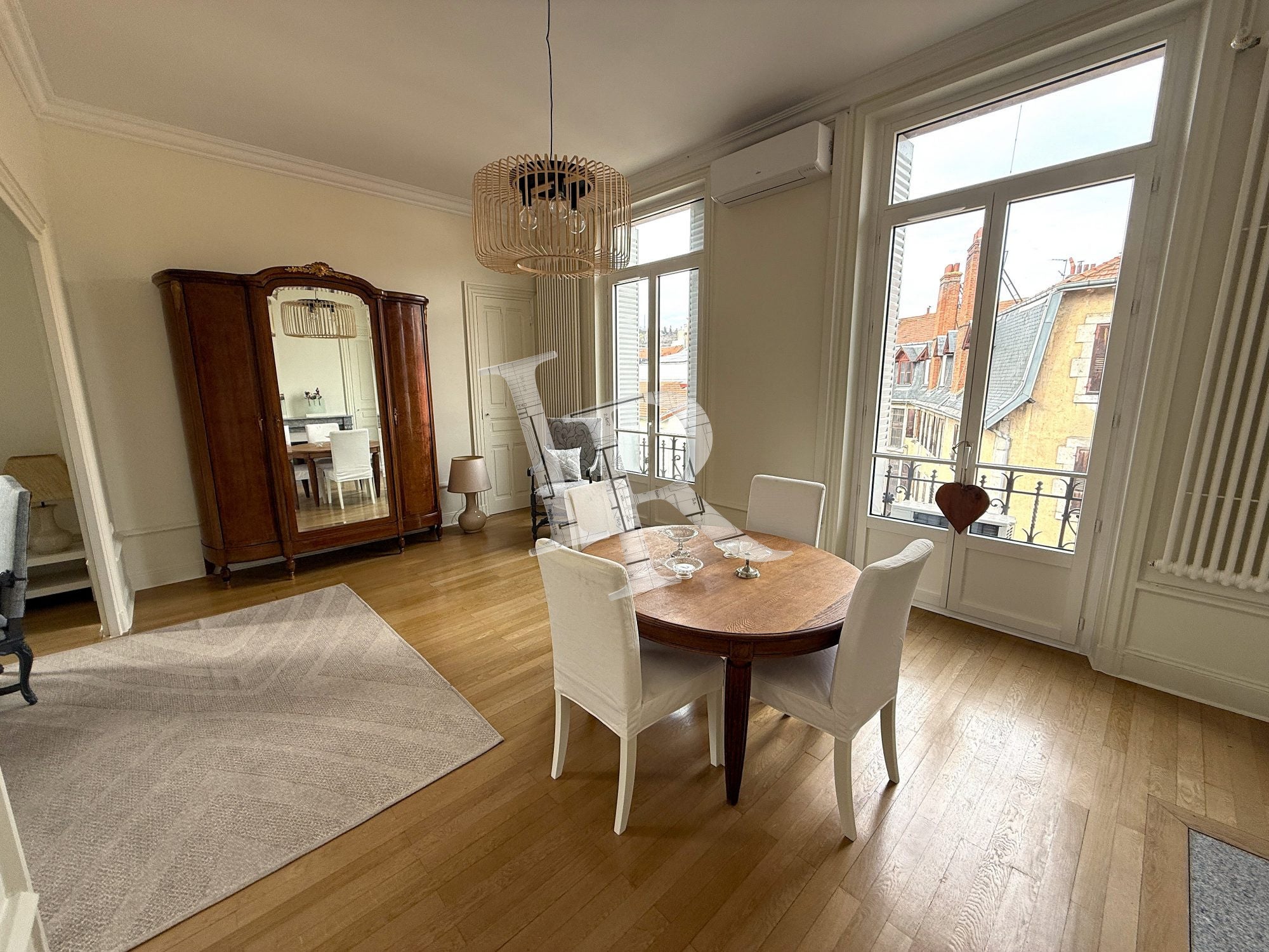 Flat Avenue Charles Dupuy in Le Puy-en-Velay