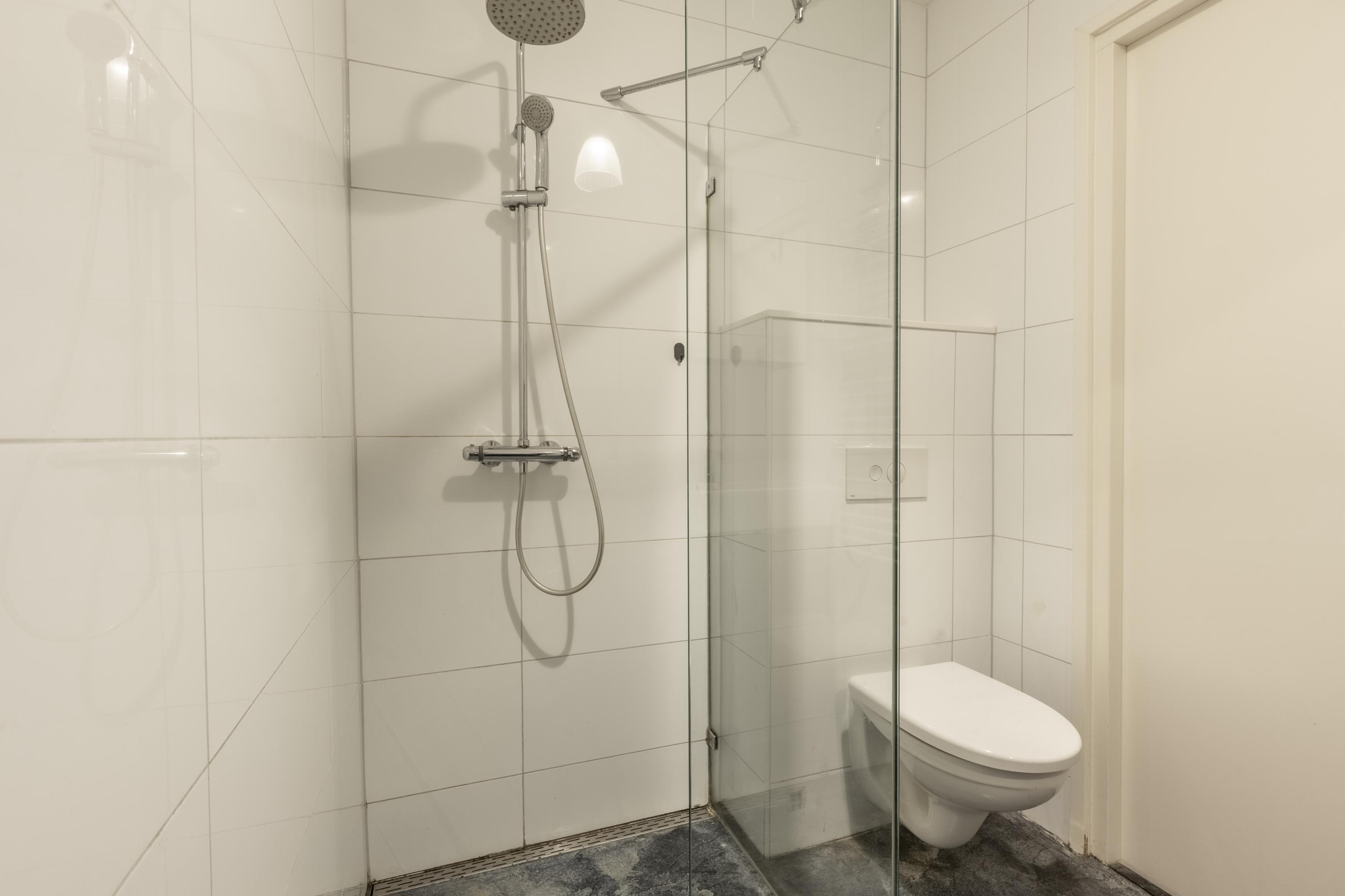 Appartement te koop: Oudedijk 143A-02, Rotterdam