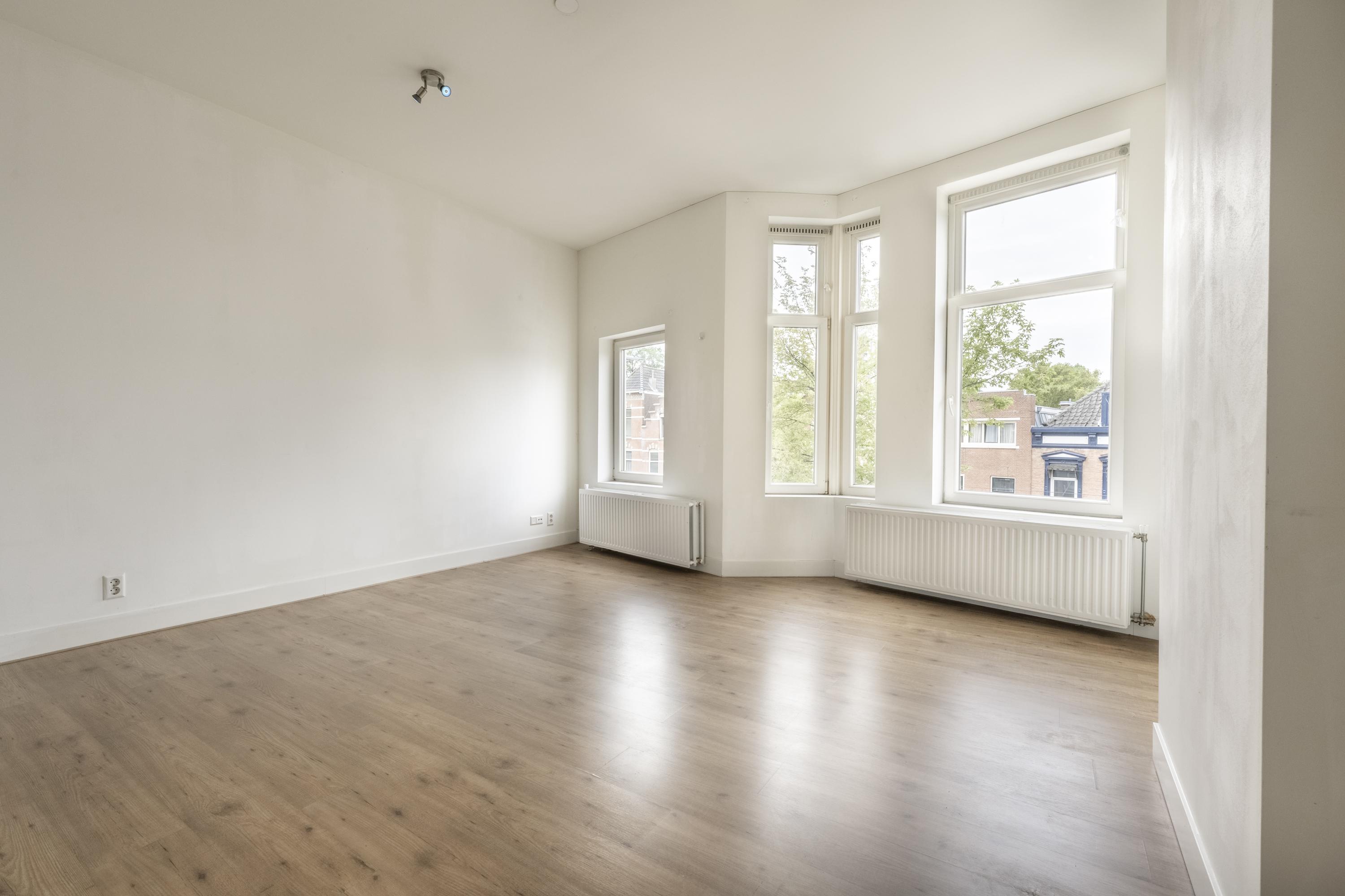 Appartement Oudedijk 143 A 02 in Rotterdam