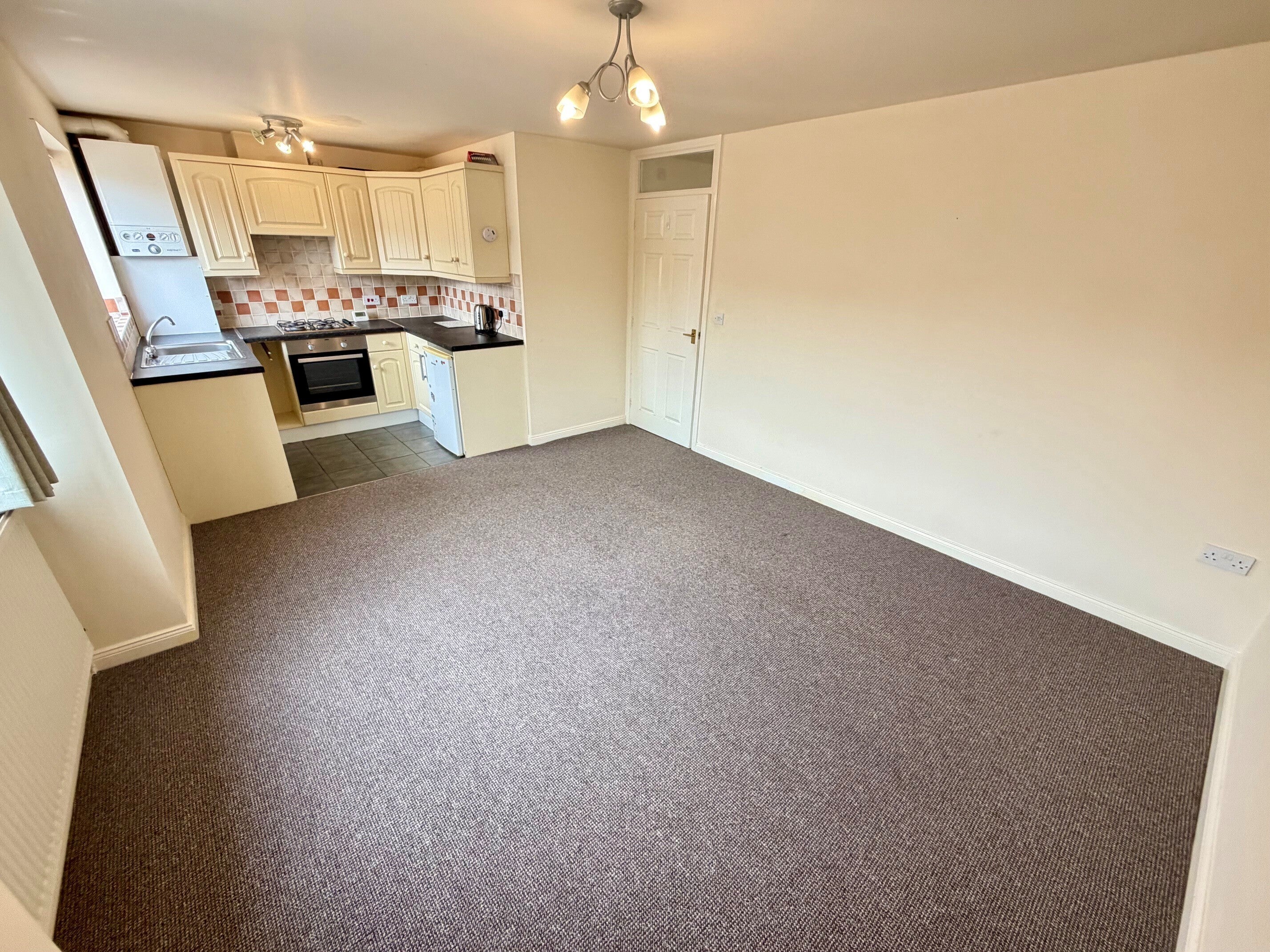 Flat Cliff Avenue in Charnwood