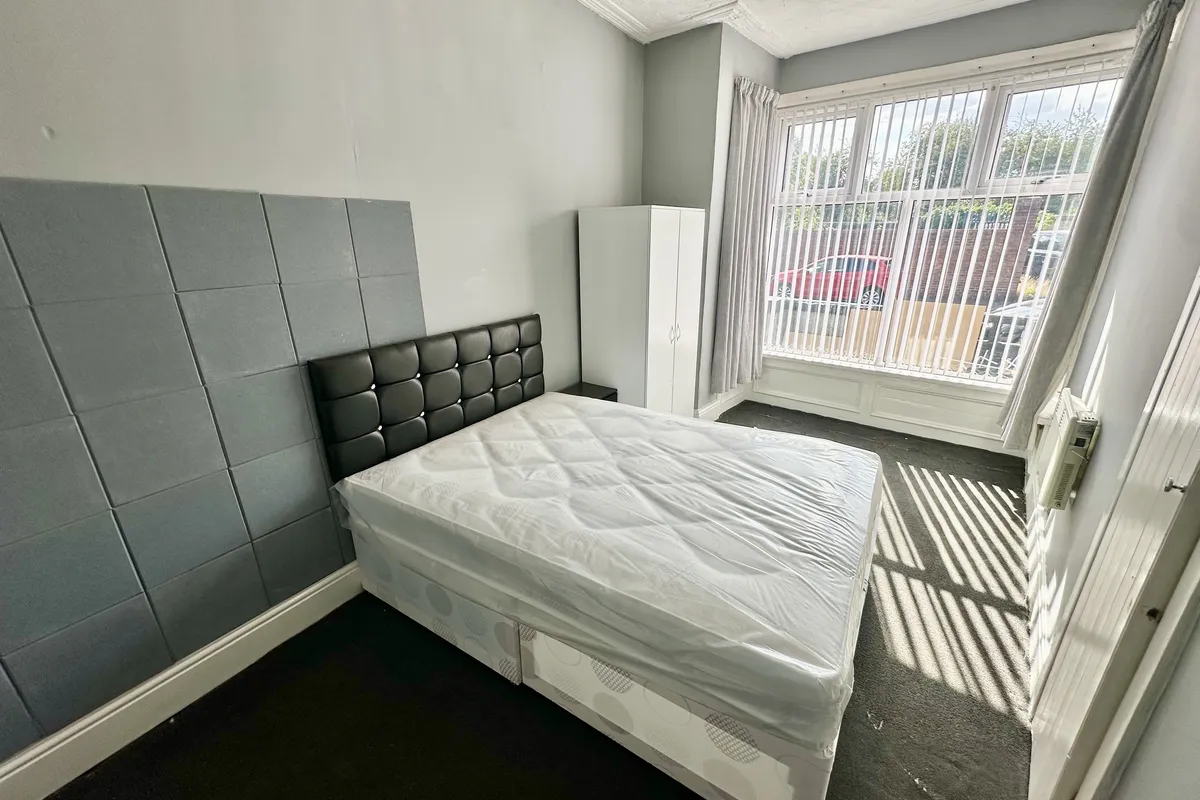 Flat Back Middleton View in Leeds