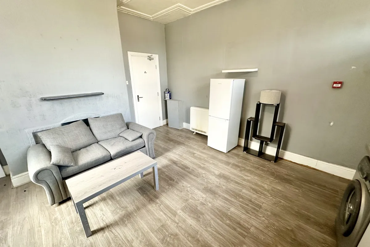 Flat Back Middleton View in Leeds