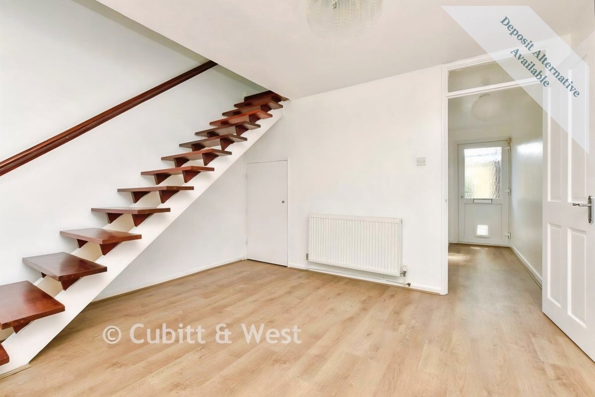 Flat Jupiter Court in Portsmouth