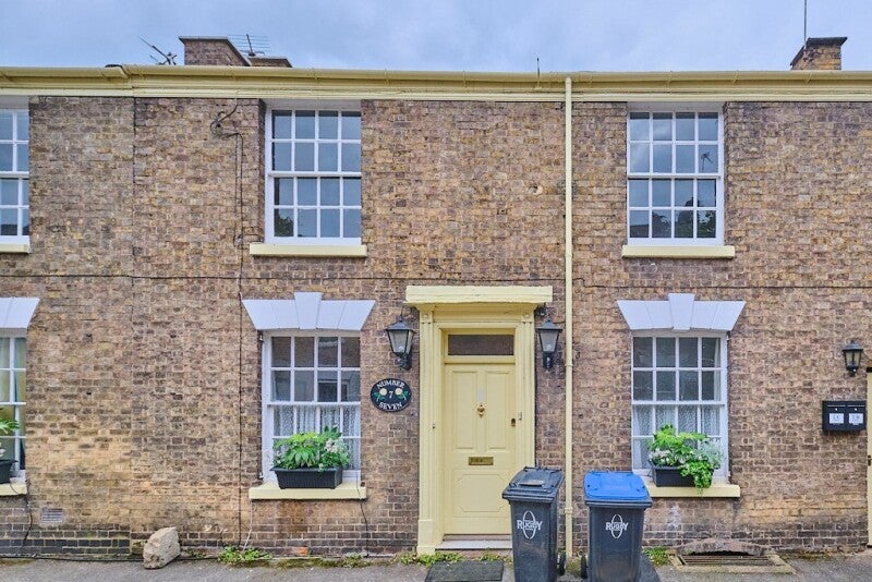 House Eastfield Place in Rugby