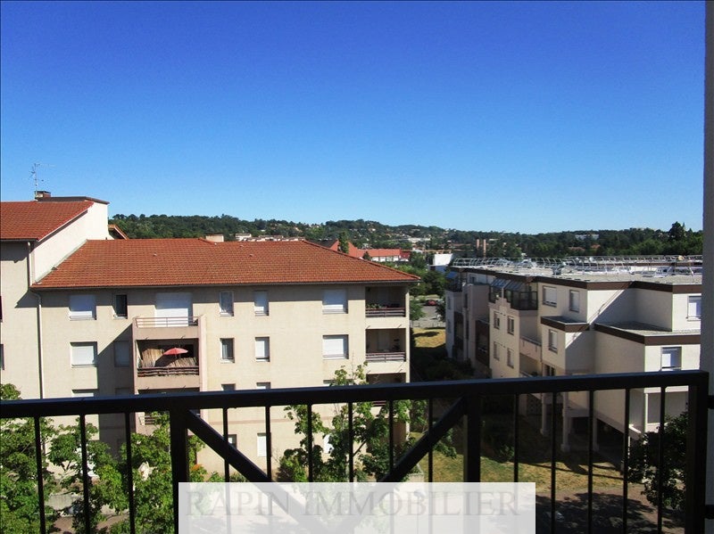 Appartement Route du Millénaire à Saint-Genis-Laval