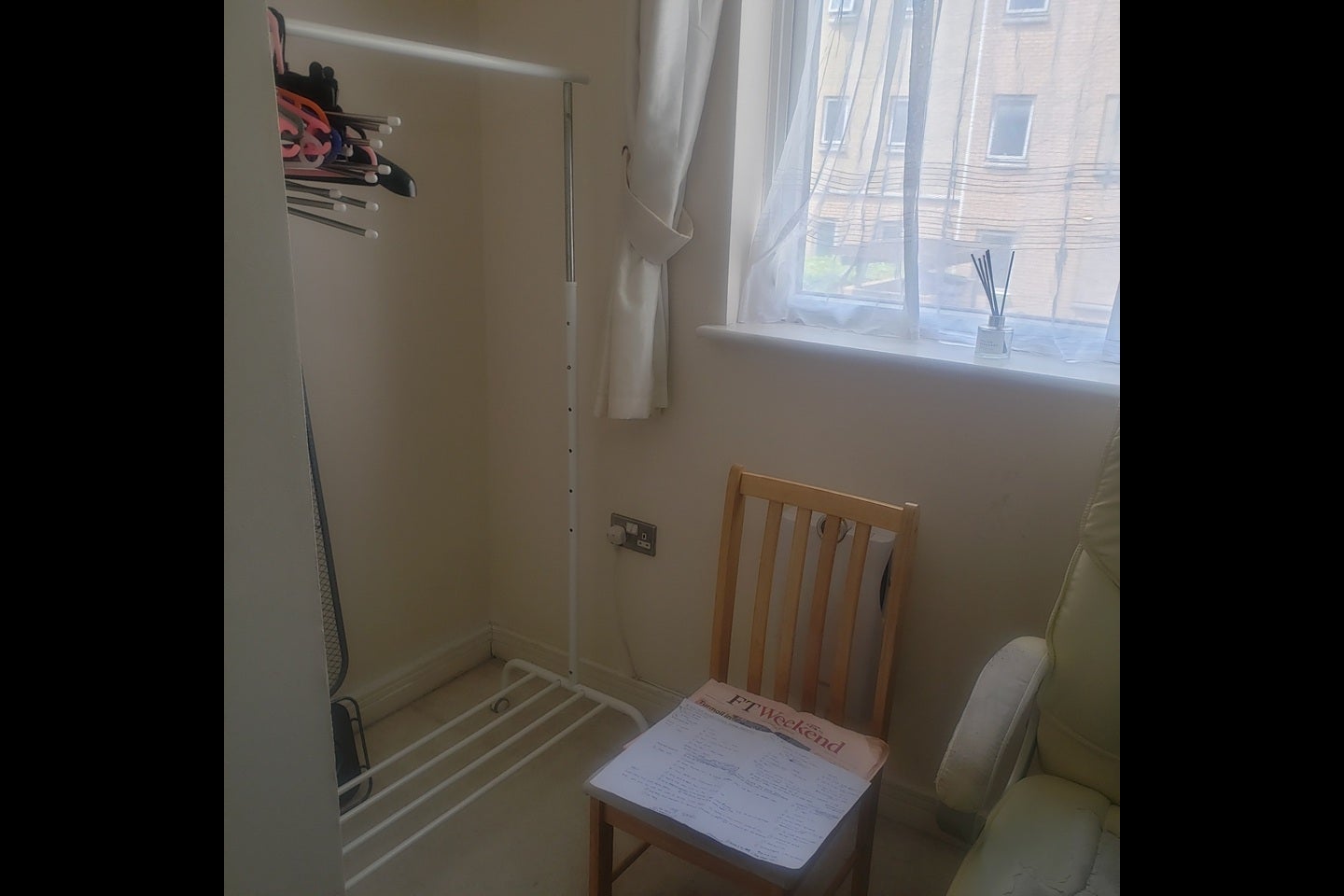 Room Newport Avenue in Greater London