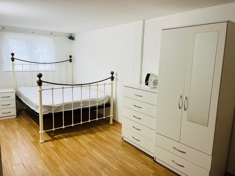 Room Dunstone in Telford